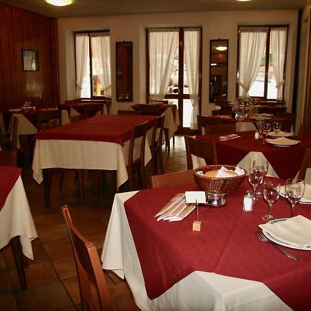 Albergo Club Alpino Crissolo Buitenkant foto